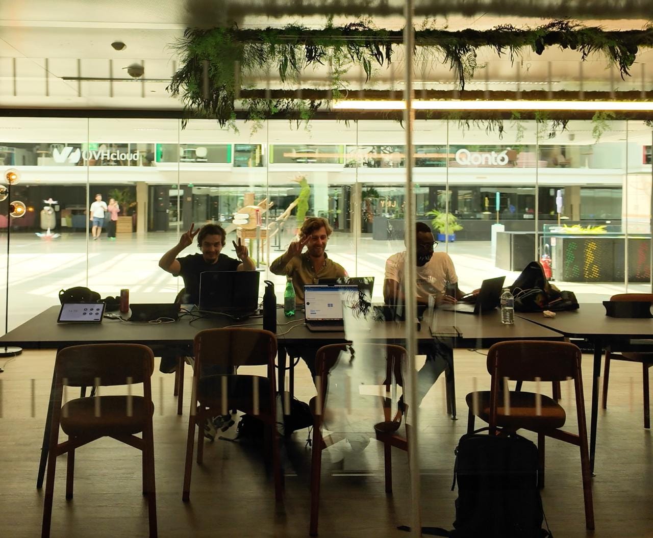 Découvre la méthode, nos outils & la thèse de notre Startup Studio 🦄