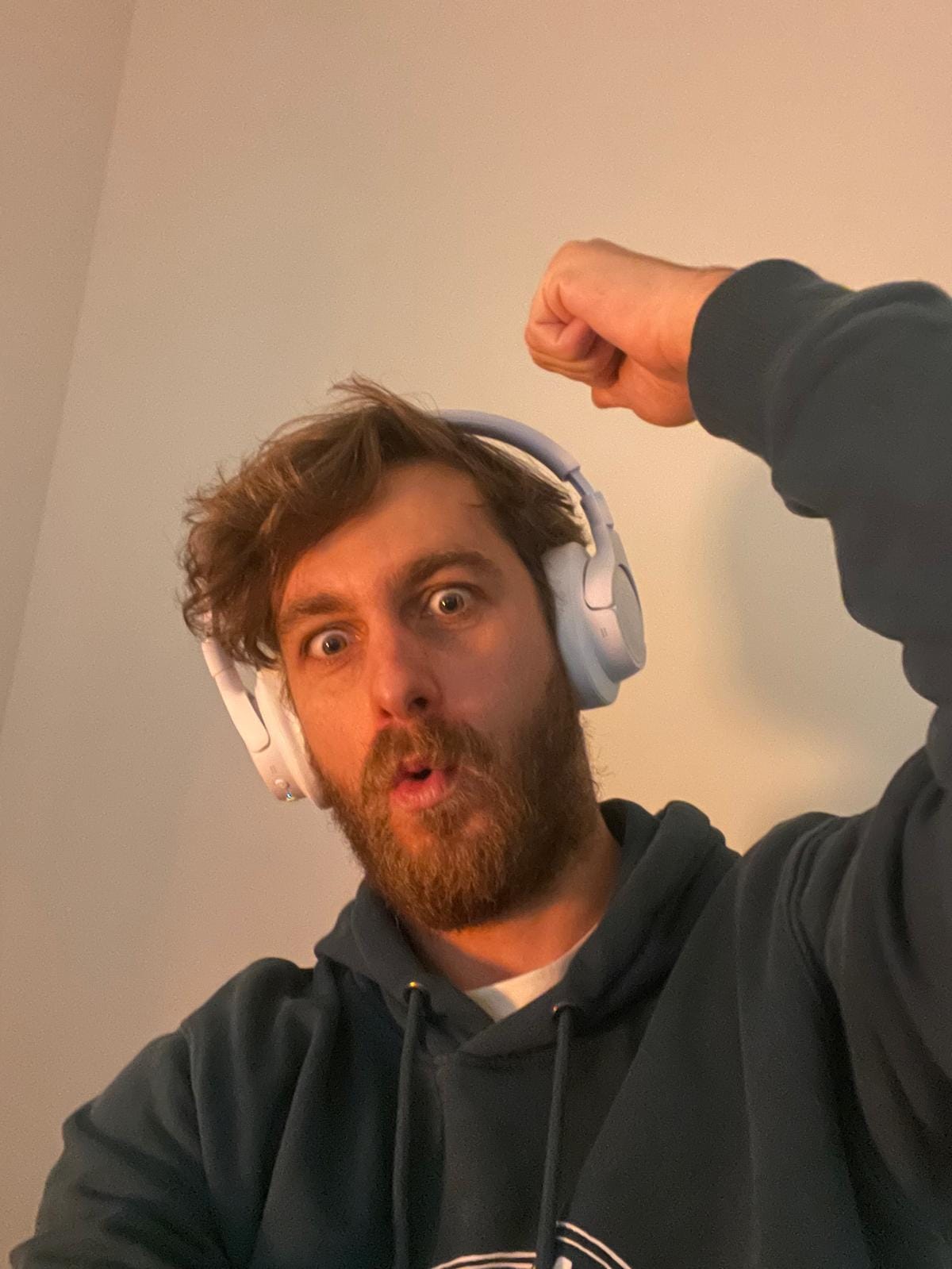 Ca fait 6 mois que je galère à lancer un startup studio sans tune.